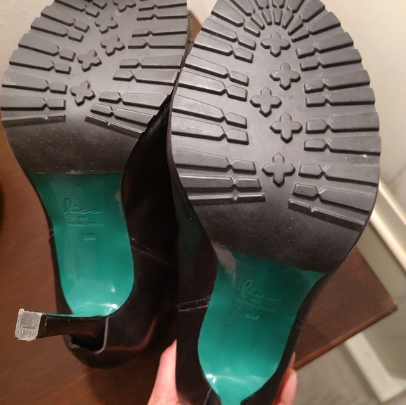 Sexy Black Ankle Boot by Lisa for Donald J. Pliner - Picture 8 of 12